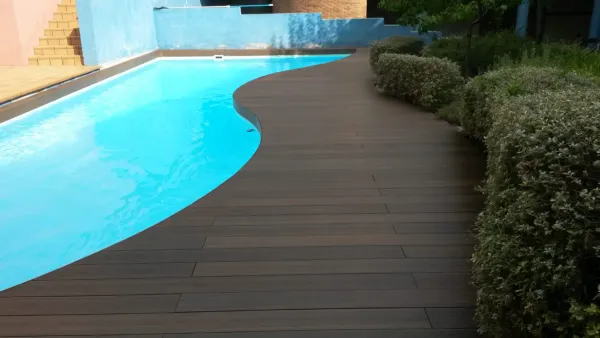 instalación de tarima exterior en instalacion tarima exterior - proceso de instalación mostrando materiales de calidad